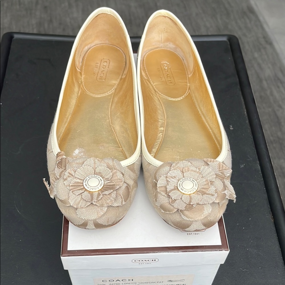 Coach Women's Beige Floral Ballet Flats